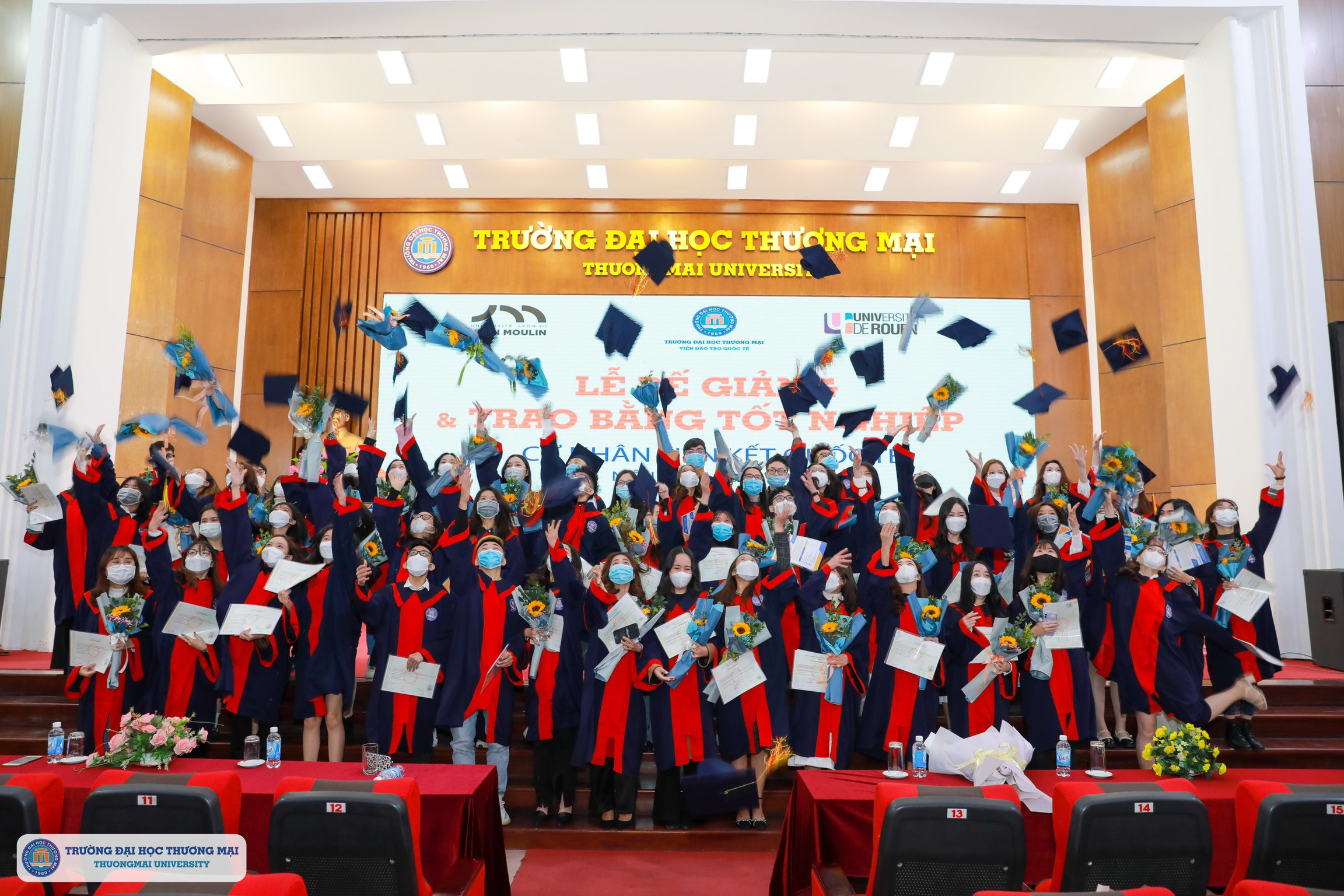 TUYỂN SINH CỬ NHÂN QUỐC TẾ KHÓA 19 NĂM HỌC 2022-2023