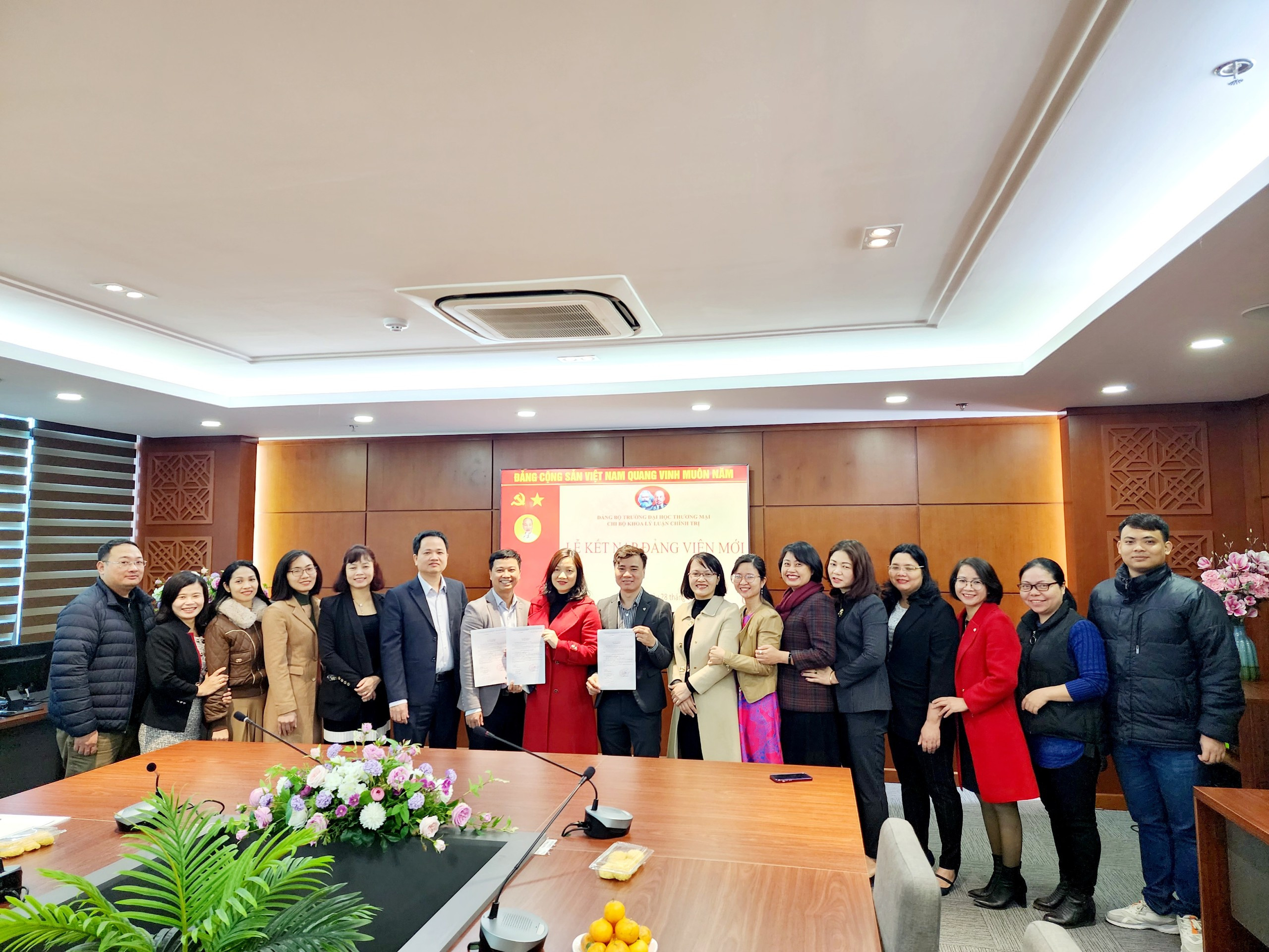 Lễ kết nạp đảng viên mới