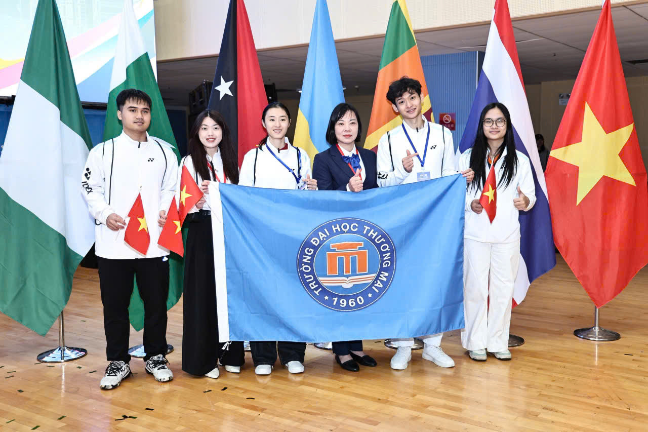 Trường Đại học Thương mại tham dự Hội thao hữu nghị sinh viên các trường đại học lưu vực sông Lan Thương - Mê Kông lần thứ VII tại Trường Đại học Công nghệ Côn Minh, Trung Quốc
