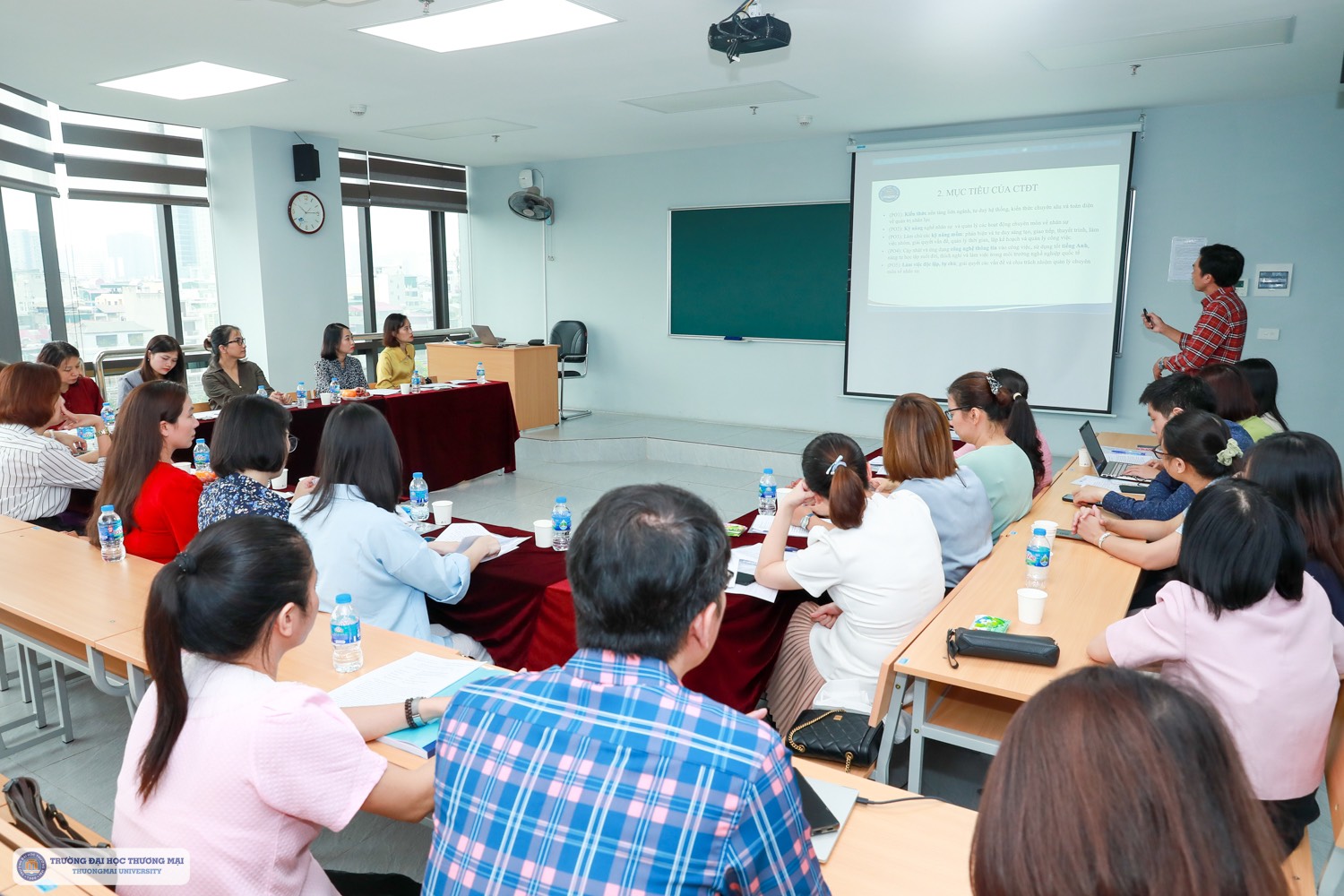 Giáo viên tham gia khóa học Giáo dục Giá trị sống và Kỹ năng sống