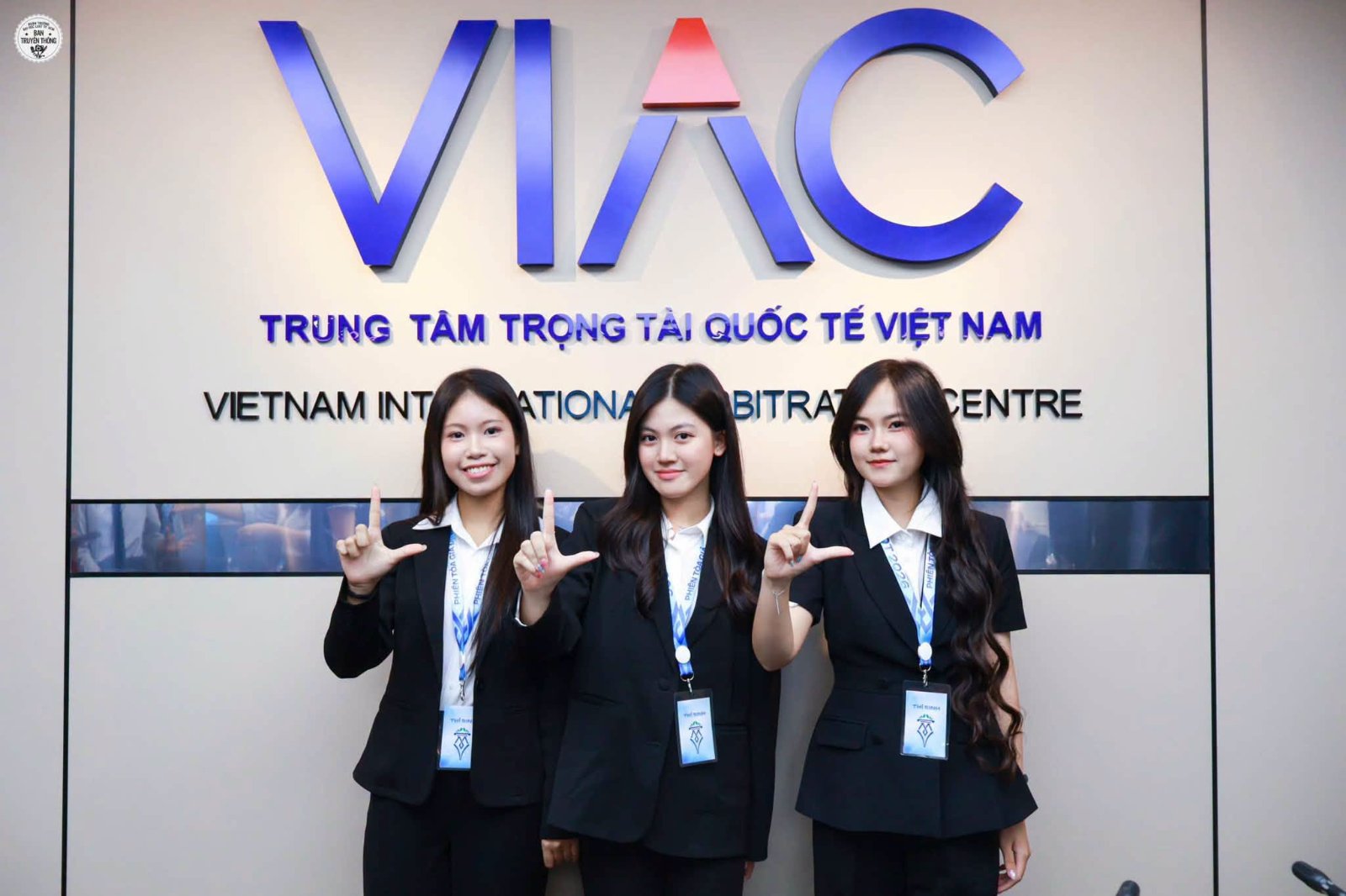 Đội tuyển Khoa Luật TMU tại VIAC - VMoot 2026