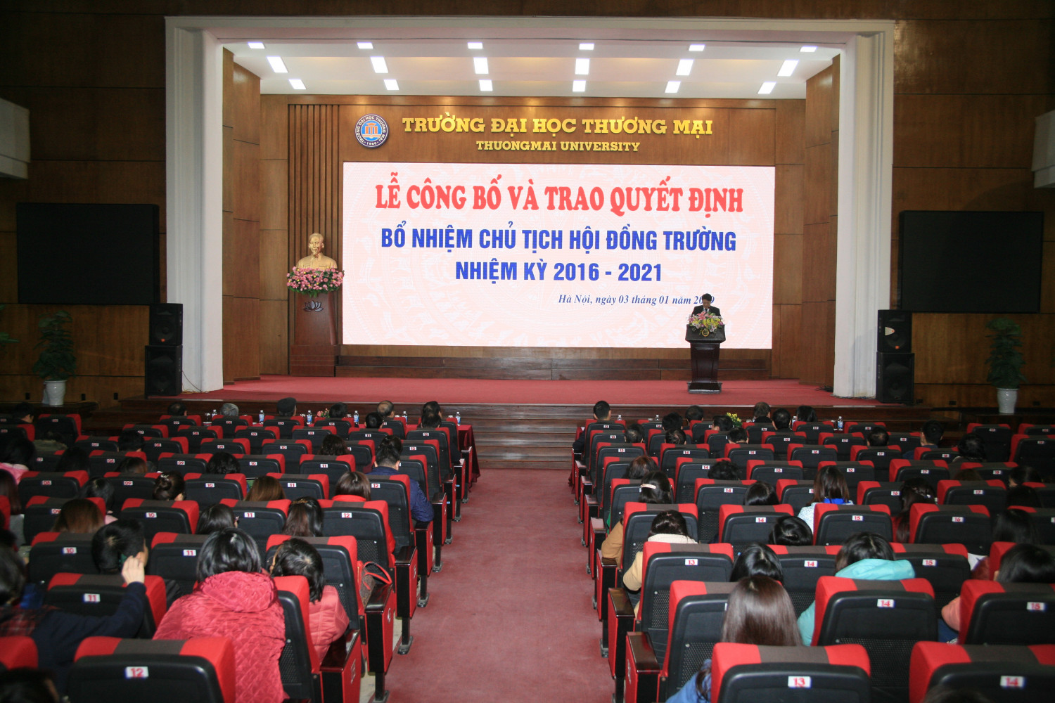 Ceremony on Announcement and Appointment of University Council Chairman in 2016-2021