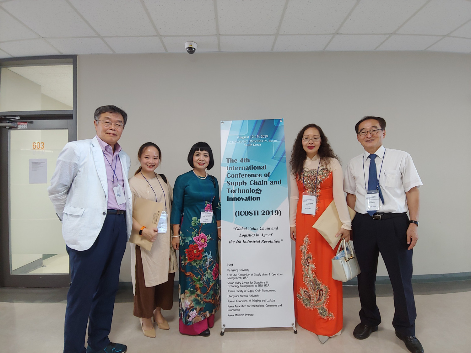 ĐHTM tham dự Hội thảo khoa học Quốc tế ICOSTI 2019 tại Busan, Hàn Quốc
