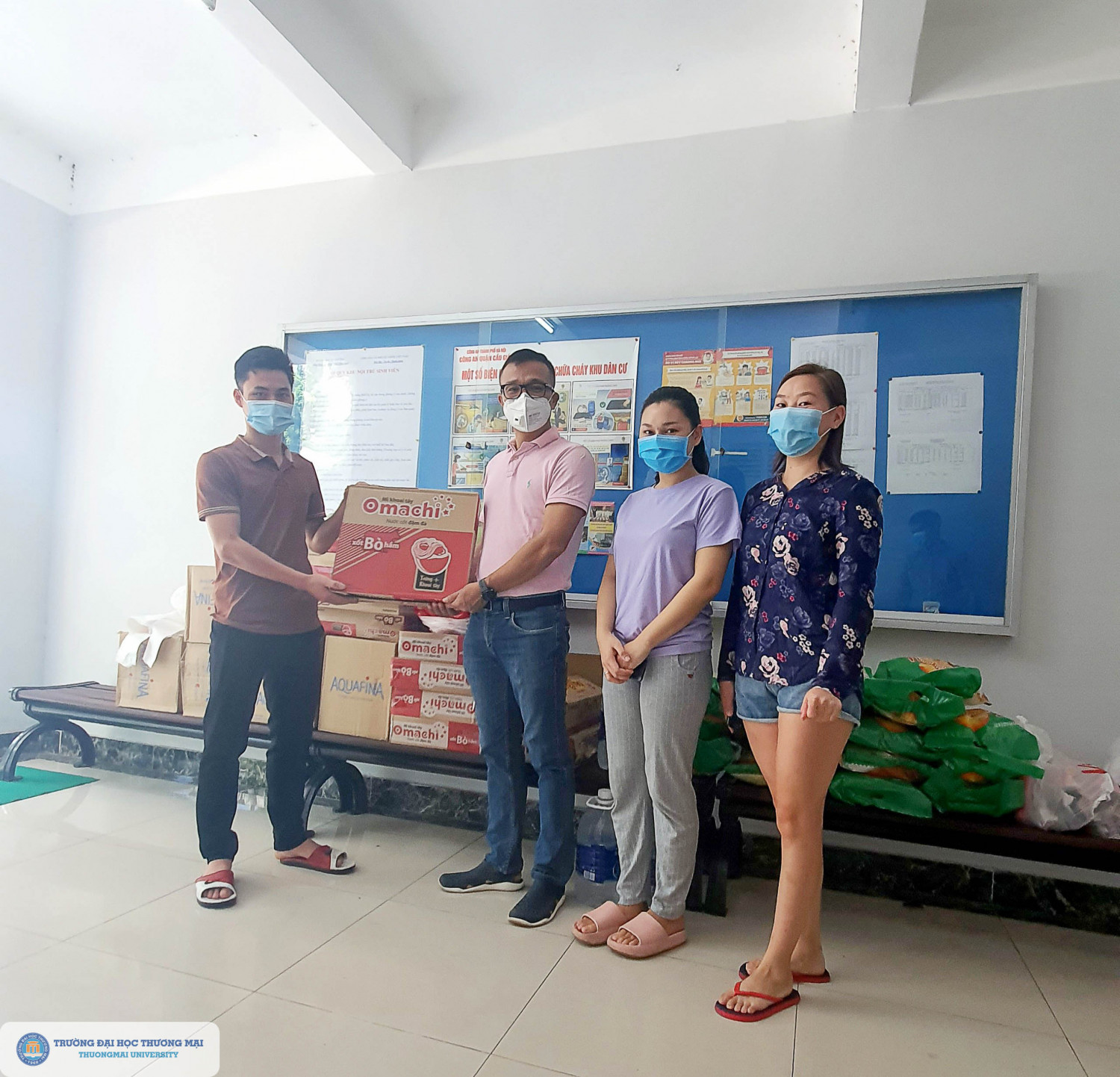 Thuongmai University Supporting International Students Staying in Student’s Hall of Residence during Covid-19