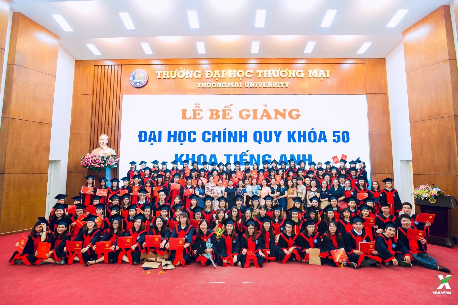 Lế bế giảng K50, Khoa tiếng Anh